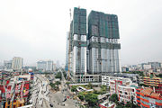 市場人士預期，明年會有大量外國投資者湧入越南，在當地住房不足情况下，當地房產市場會有炒作空間。