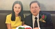 蕭若元（右）旗下易還財務上月初宣布收購3間時代冰室20%股權，公告未有提及蕭若元女兒蕭瑤瑤（左）已是3間冰室的董事。（資料圖片）