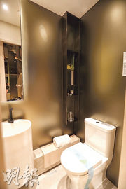 除1房單位外，薈藍開放式單位浴室均屬「黑廁」，即不設通風窗戶。