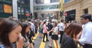 報告：香港打工仔明年平均加薪3.2% 落後新加坡和台灣