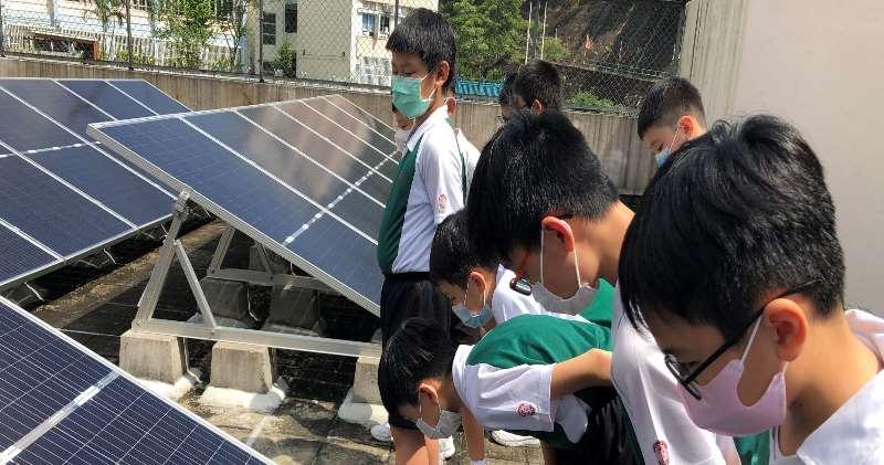 恒生夥拍低碳想創坊在學校安裝太陽能系統