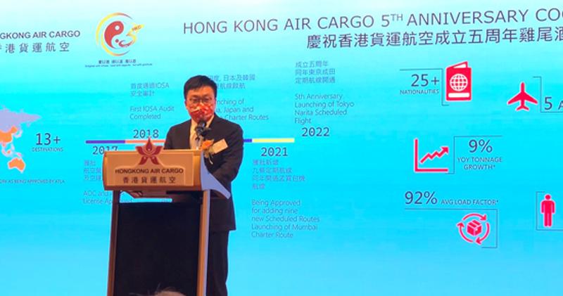 香港貨運航空成立五周年 航點13個飛機增至5架。圖為香港航空執行董事劉一男。