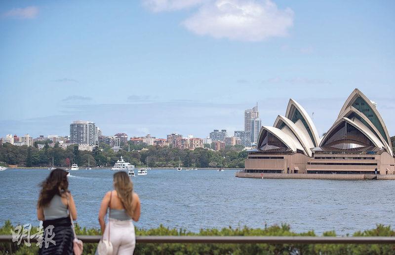 目前澳洲五大城市，以悉尼（圖）樓價最高，公寓單位樓價中位數達110萬澳元。而10月份悉尼掛牌出售的房屋價格則保持穩定。（資料圖片）