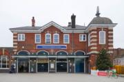 位處倫敦Zone 2的Clapham擁有超強交通網絡和生活配套，從Clapham Junction火車站出發，一站可到Zone 1的Victoria。