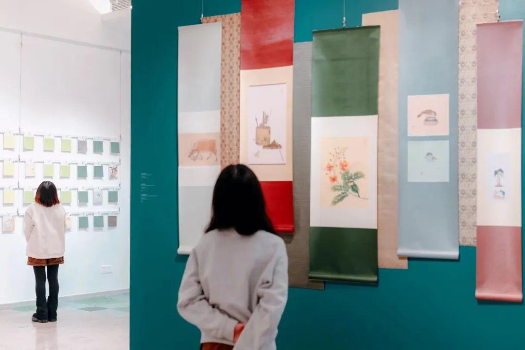 「創><藝互聯」第二輪展覽中山站「游古戲今」，現於中山市甜桃美術館舉行。
