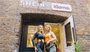 英媒引述知情人士稱，在歐美市場備受年輕人追捧的快時尚電商SHEIN正尋求新一輪融資，但公司估值則下滑。（SHEIN Twitter圖片）