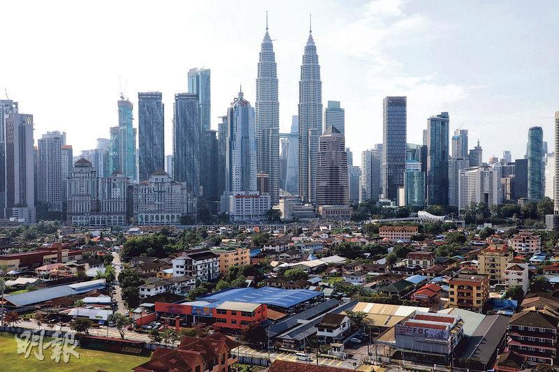 圖為馬來西亞吉隆坡市景。有代理表示，近年當地二手市場的豪宅價格持續上升，租金保持樂觀，特別是具有升級功能的新落成物業。（資料圖片）