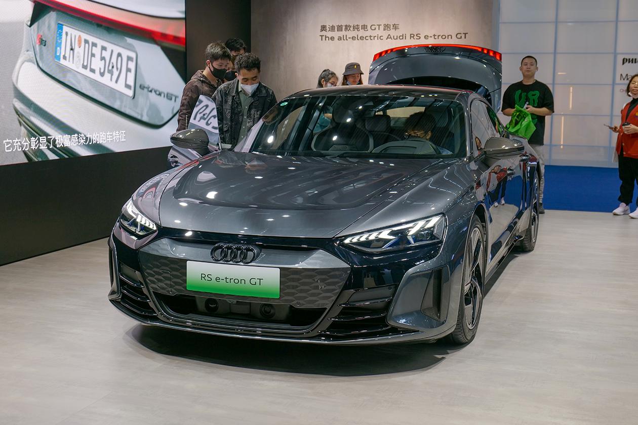 奧迪純電動車型RS e-tron GT呈現品牌未來高端出行願景