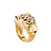 此次展出的Panthère de Cartier卡地亞獵豹系列手鐲、戒指和耳環