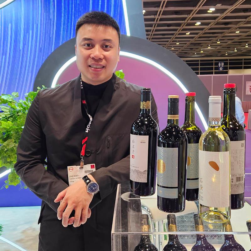 肖喆指出，雖中國葡萄酒已具備品質的基礎，但在商業層面，還是較為薄弱，相信通過香港可為中國及外國的經營模式找到共通點，期望儘快將源石的產品帶給香港的消費者。