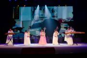 陳玲玉聯同學生及徒弟在全球微粵曲大賽第四屆作品創作賽頒獎典禮上演繹《聽見一束光》