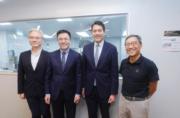 創新科技及工業局長孫東教授（左二）到訪CATALO時，與CATALO集團主席及行政總裁陳家偉（右二）、 香港科技園公司行政總裁黃克強先生（右一）、以及香港科技園公司首席企業發展總監姚慶良博士（左一）合照。
