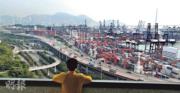 香港貨櫃吞吐量去年全年跌14% 近10年最大跌幅