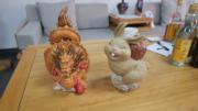 生肖酒融入石灣陶藝文化，無論是兔是龍，也是造形生動。