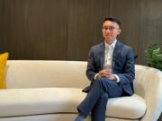 蕭毅晃認為，第一次在線下看診，第二次才在線上覆診，會比較「安全」。