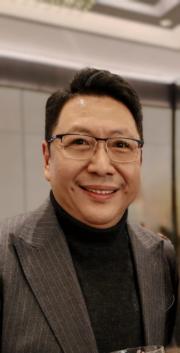 李海文表示，今次兩會在股票市場「落墨」，有助為樓市帶來積極影響。