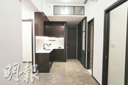 發展商展示的3房1套單位，以2座23樓02室為藍本，實用518方呎。