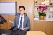 劉健生醫生表示，現在肺癌的治療方案趨向雙組合方式，包括將化療、標靶療法、免疫療法、雙特異性抗體、BiTE等治療方式雙管齊下混合使用，藉此提升療效、下一步甚至將藥物推前至一線階段應用，都是未來研究重點。