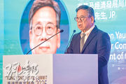 商務及經濟發展局長丘應樺表示，香港零售業應該把握銀色消費機遇，在「香港開心購物節」為長者提供專屬優惠及服務組合。（馮凱鍵攝）