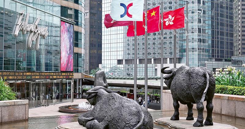 恒指收市升359點 換馬成交跌穿3000億 泡泡瑪特升0.9% 科指連升5周
