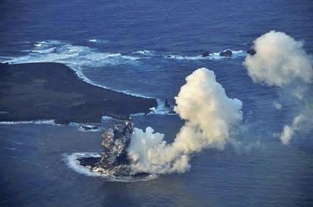 日本海底火山爆發造新島 11 25 國際 即時新聞 明報新聞網