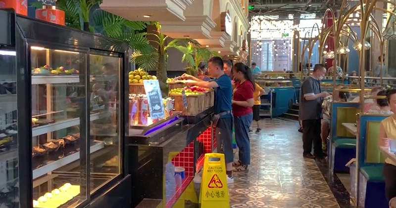 上海餐廳響應減少浪費食物　推出自助餐「光盤行動」收按金【短片】