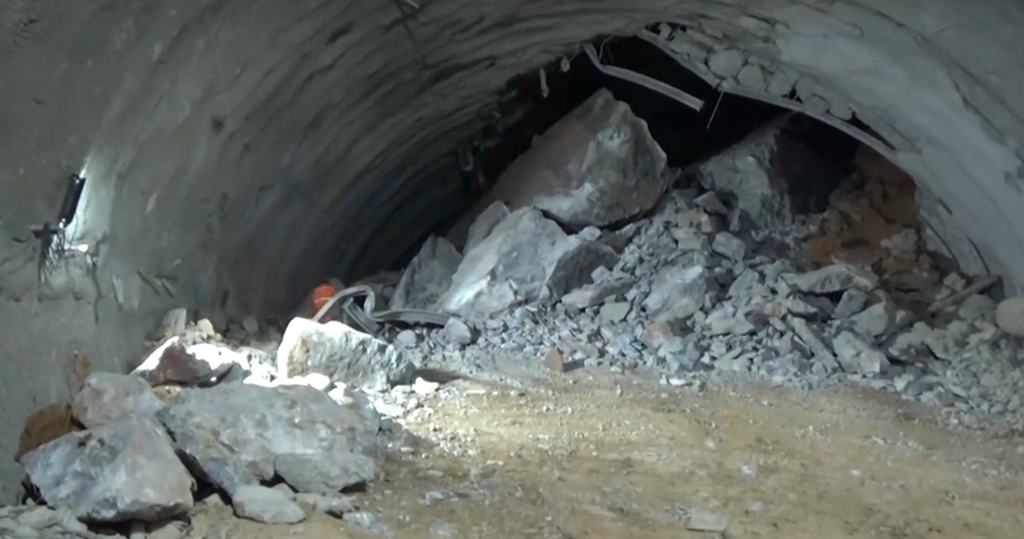 廣西樂業隧道塌方9人被困　暫未發現生命迹象【短片】