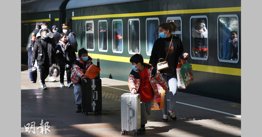 內地春運旅客人次逾9700萬　按年降57.9%