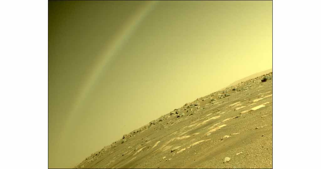 火星探測器毅力號傳回照片疑現彩虹　NASA：非彩虹是鏡頭光暈