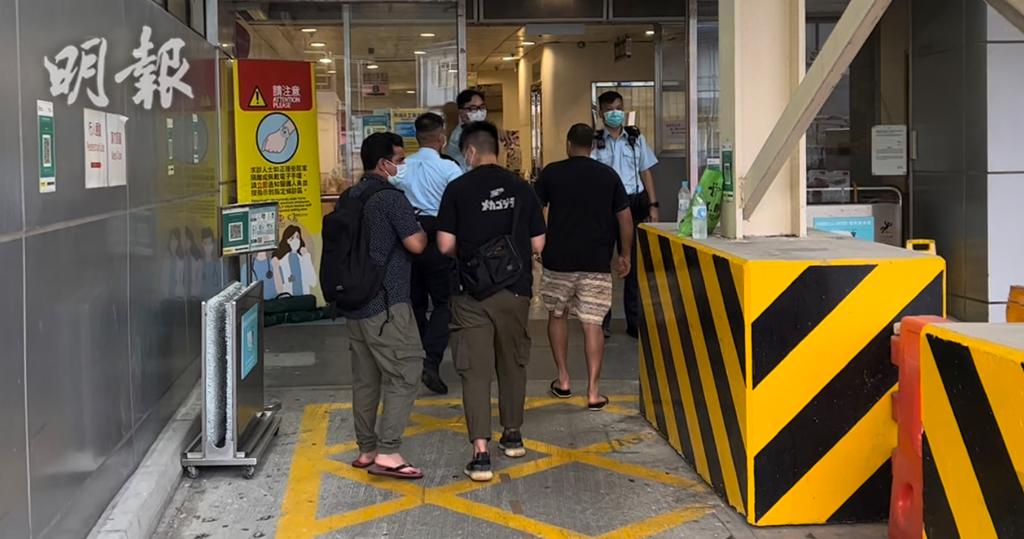 蝴蝶灣泳灘男子遇溺 送院不治 (22:00) - 20220828 - 港聞 - 即時新聞 - 明報新聞網