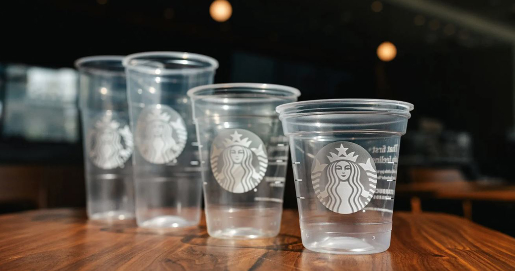 星巴克推減塑版凍飲膠杯　環保人士：只減用膠量　無減膠杯量