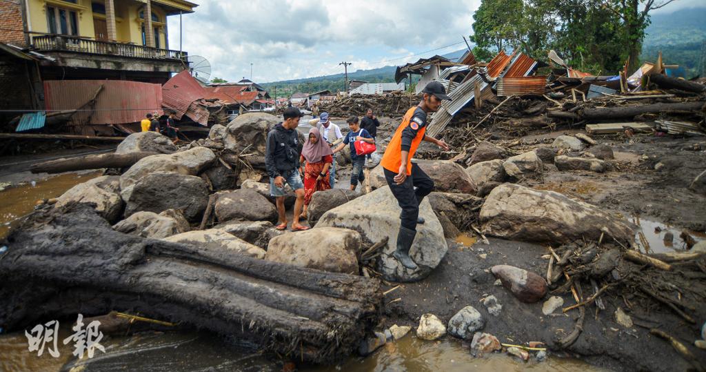 印尼暴雨釀火山泥流　最少41死17人失蹤【短片】