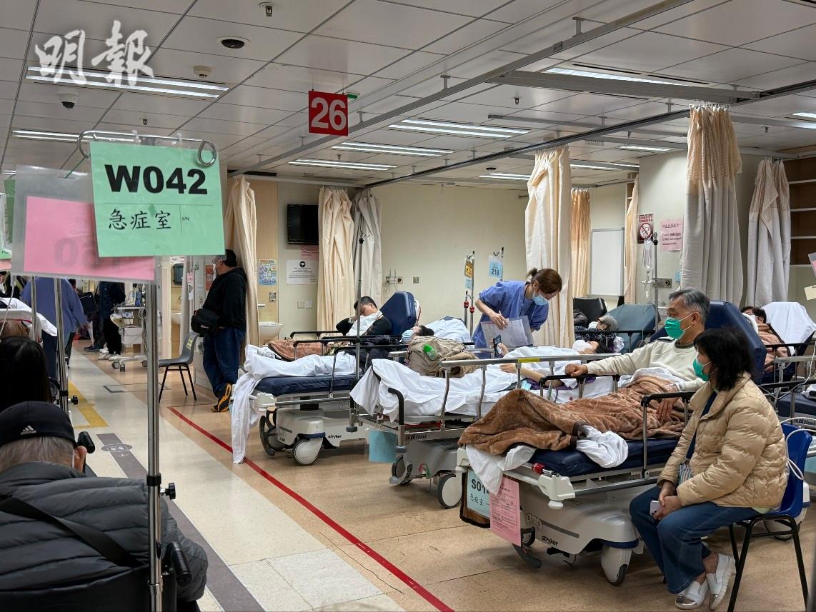 急症室等服務加價  長期住院費則設上限「包底」  加費收入全用回公營醫療