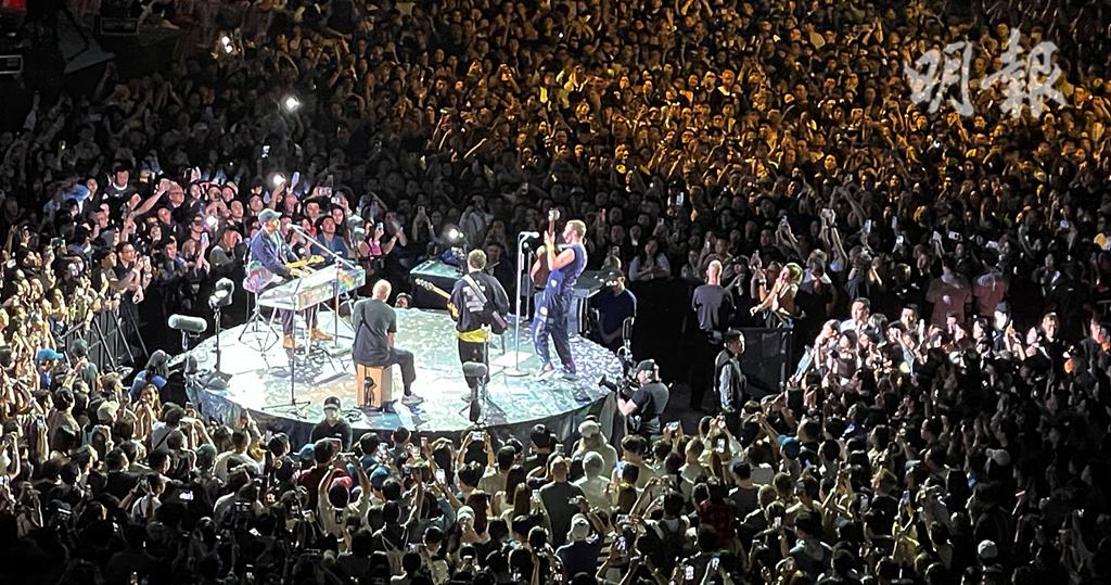 涉啟德體育園Coldplay演唱會「黃牛黨」及「後門入場」案　5名內地人判囚3周