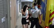 女子廣東道手持剪刀刺傷2人　警到場拘捕疑犯