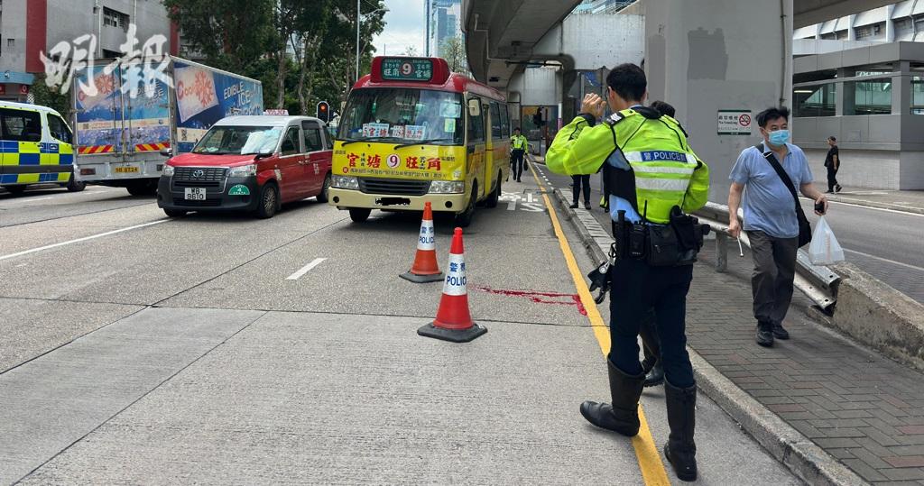 牛頭角道男子非行人過路處橫過馬路   遭小巴撞死