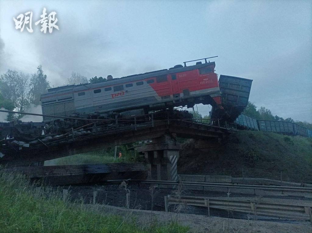 俄羅斯一晚兩塌橋兩火車脫軌　疑與爆炸有關