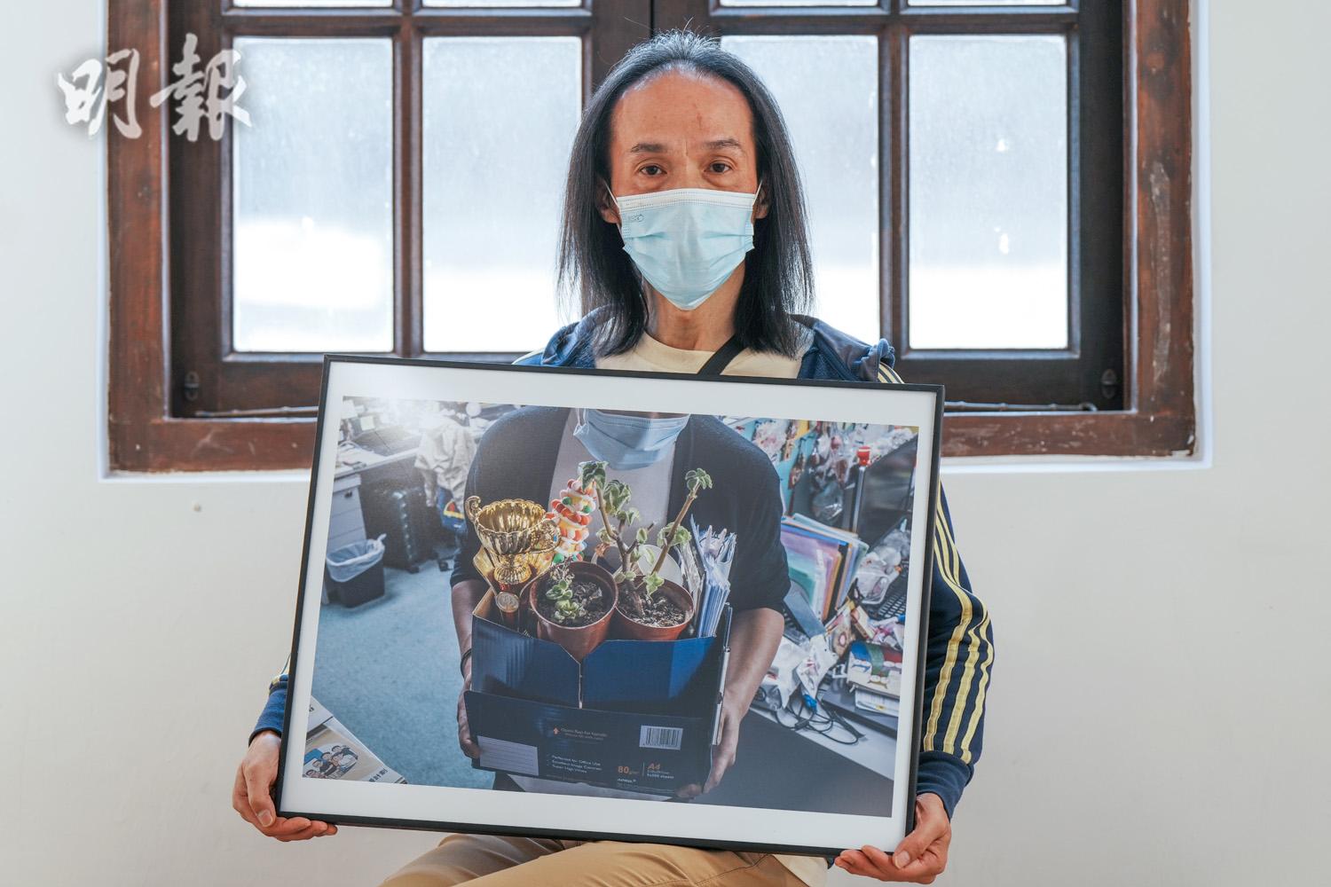 阿水透過影像分享他在新冠疫情期間被裁員，及後開始經歷無家的故事。（楊柏賢攝）