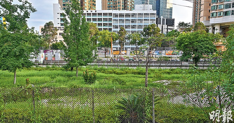 本年度首3季錄82億土地收入