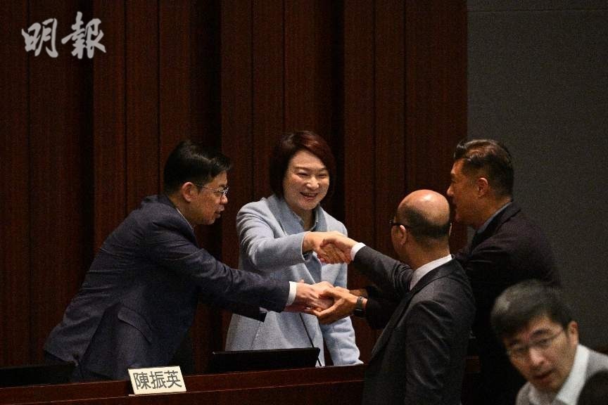 民建聯李慧琼、金融界陳振英競逐立法會主席一職。（曾憲宗攝）