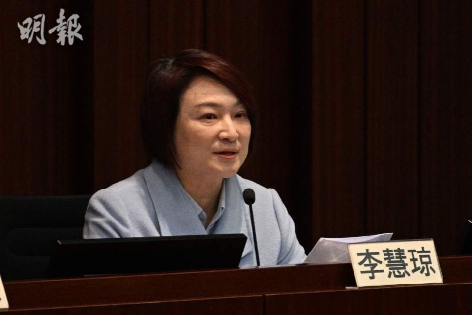 李慧琼稱，若當選會以香港和議會利益為依歸。 （曾憲宗攝）