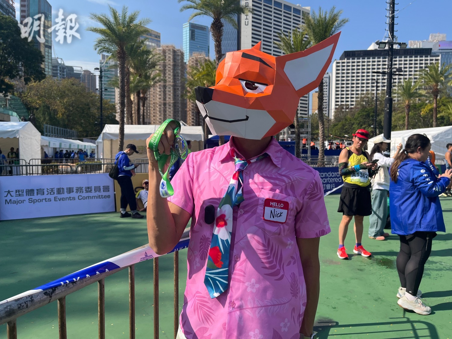 渣馬跑手扮鬼扮馬蜘蛛俠、阿力登場(12:01) - 20260118 - 港聞- 即時新聞- 明報新聞網