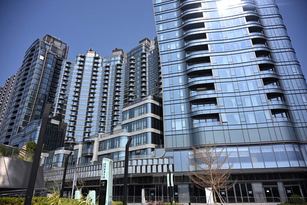 本月一手2240宗創8個月高位 天璽．海4房呎售4萬