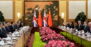 施紀賢晤習近平提及香港 稱英方樂見香港成英中之間獨特重要橋樑