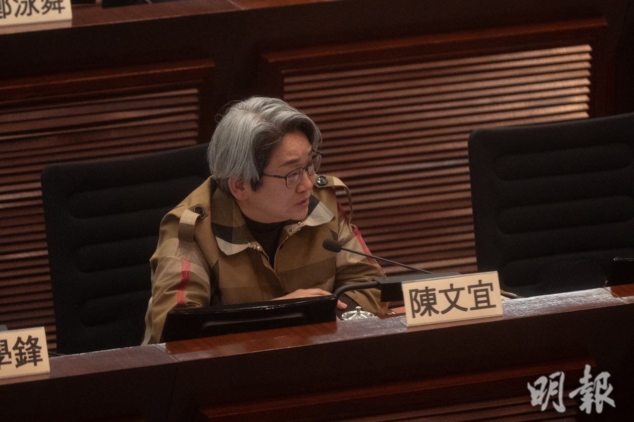 本報早前報道長沙灣義華大廈劏房戶在簡樸房條例3月實施前被迫遷。社福界立法會議員陳文宜關注房屋局對受影響劏房戶的支援。（徐君浩攝）