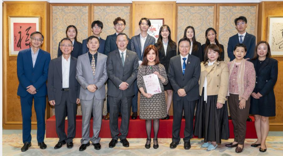 中大教職員及受助生拜訪新地郭氏基金  基金至今捐款7.4億人幣予慈善項目