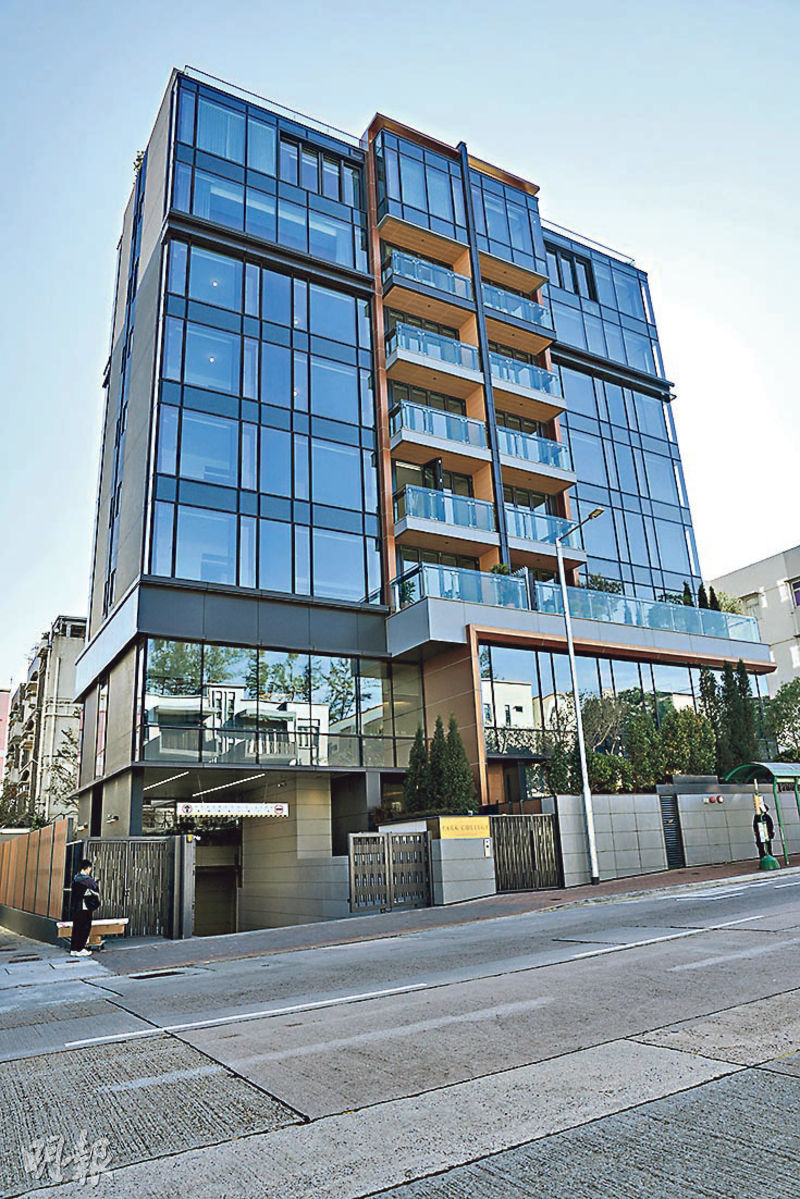 PARK COLLEGE複式1.28億沽 實呎4.2萬