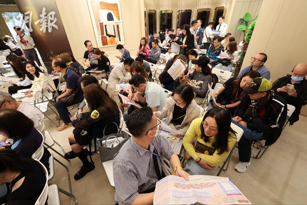 首匯今價單推售123伙  買家等候抽籤揀樓