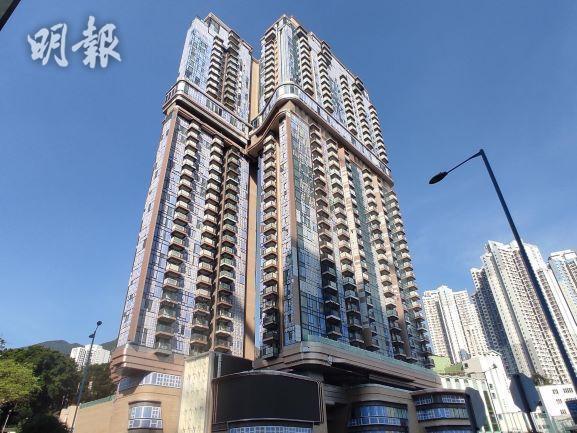 泰峯兩房租2.1萬 呎租45元