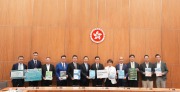 《施政報告》與五年規劃續諮詢 議員倡調整公營房屋租售比例、改革大學研究評審機制等